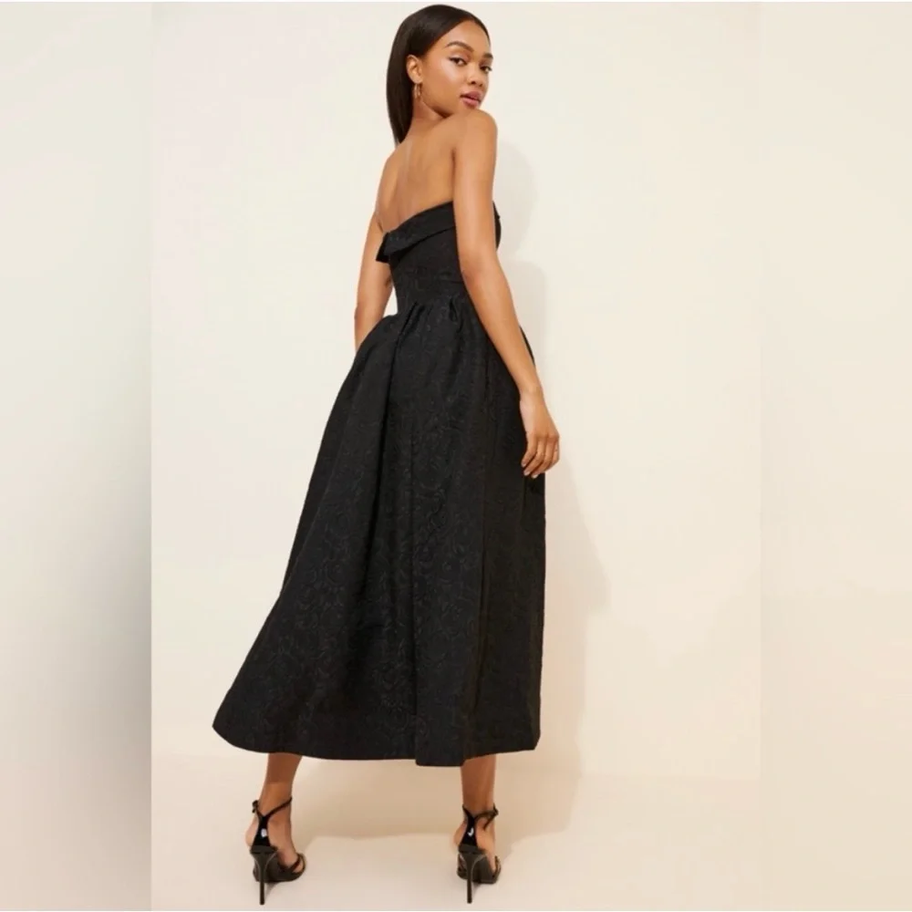 BHLDN Jacquard Strapless Basque-Waist Corset Fit & Flare Gown - Picture 2 of 16